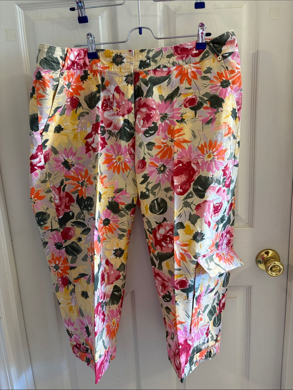 Coldwater Creek Floral Capri Cargo Pants in Yellow, Pink & Orange